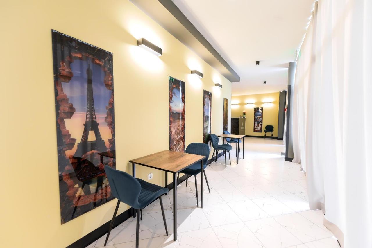 Stark Hotel Várhely Kültér fotó